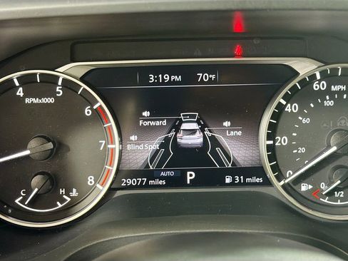 Used 2023 Nissan Rogue SV AWD/4WD image 15