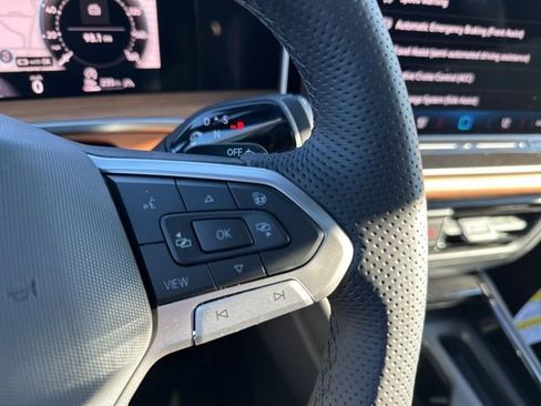 New 2026 Volkswagen Tiguan SEL R-Line image 22