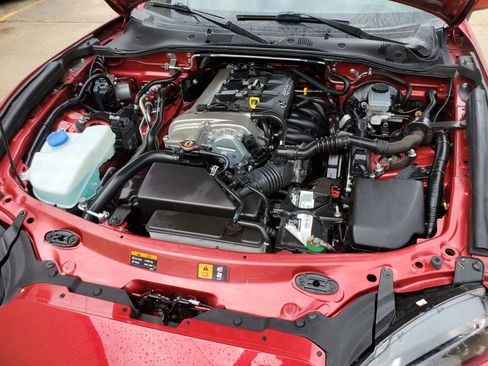 Used 2017 MAZDA MX-5 Miata RF Grand Touring RWD image 35