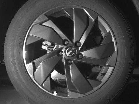 Used 2025 Nissan Rogue SV FWD image 15