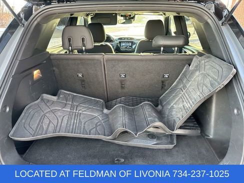 Used 2023 Chevrolet TrailBlazer RS w/ Technology Package image 33