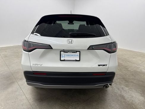 Used 2024 Honda HR-V Sport image 6
