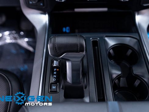Used 2024 Ford F150 Platinum image 16