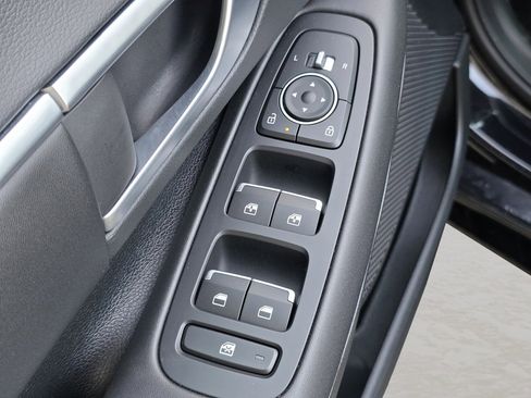 Certified 2025 Hyundai Sonata SEL image 18