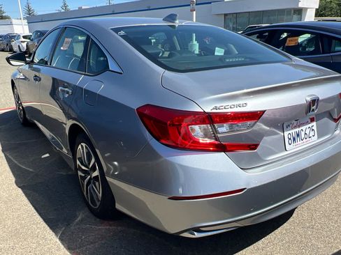 Used 2021 Honda Accord Hybrid image 6
