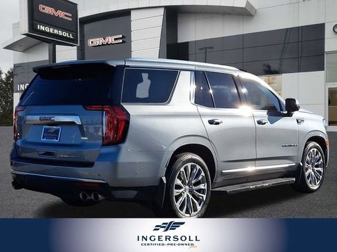Used 2024 GMC Yukon Denali w/ Advanced Technology Package image 9