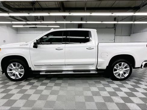 Used 2024 Chevrolet Silverado 1500 High Country w/ High Country Premium Package AWD/4WD image 14