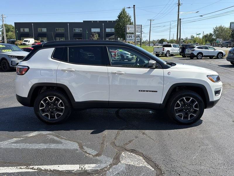 Used 2019 Jeep Compass Trailhawk w/ Cold Weather Group AWD/4WD image 4