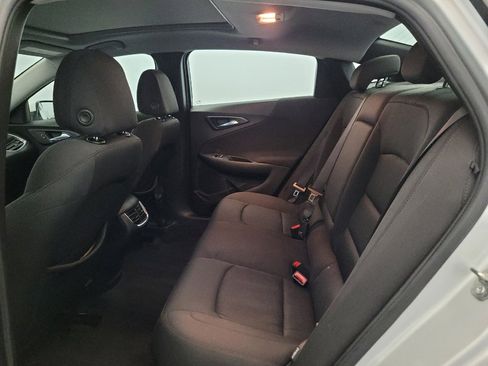 Used 2021 Chevrolet Malibu LT FWD image 18