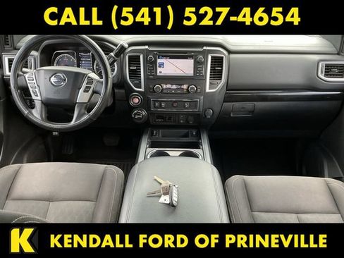 Used 2018 Nissan Titan SV w/ SV Convenience Package AWD/4WD image 21