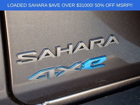 Used 2025 Jeep Wrangler Unlimited Sahara w/ Safety Group AWD/4WD image 30