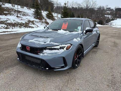 Used 2024 Honda Civic Type R image 8