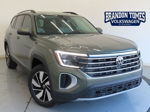 New 2026 Volkswagen Atlas SE image 1
