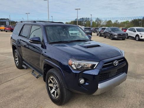 Used 2020 Toyota 4Runner TRD Off-Road Premium w/ Moonroof Package image 8