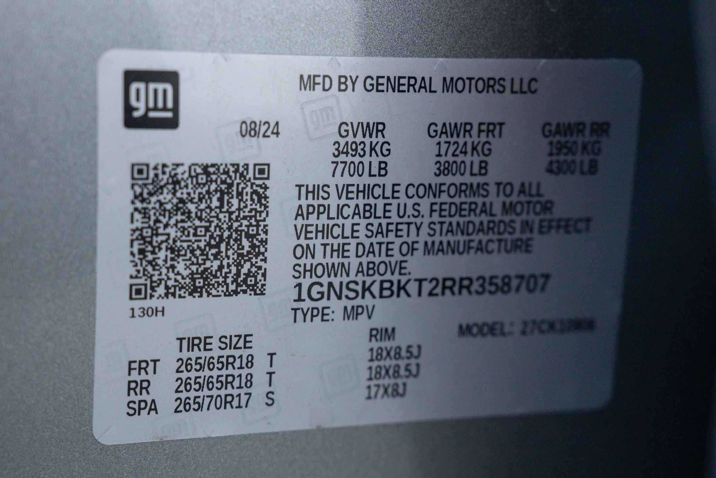 Used 2024 Chevrolet Suburban LS w/ Driver Alert Package AWD/4WD image 29