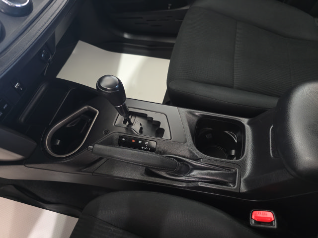 Used 2018 Toyota RAV4 LE w/ All Weather Liner Package FWD image 20