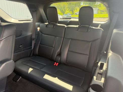 Used 2026 Ford Explorer ST-Line AWD/4WD image 36