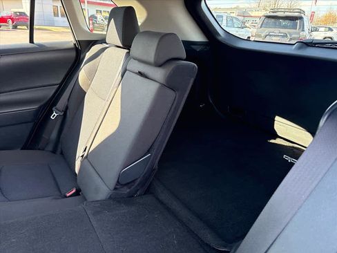 Used 2020 Toyota RAV4 LE image 9