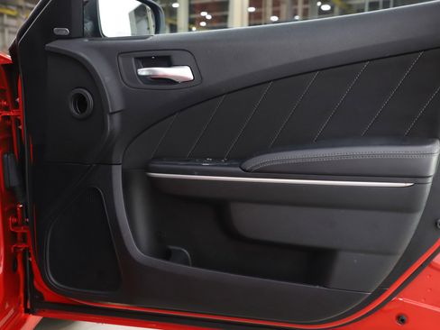 Used 2023 Dodge Charger SXT w/ Blacktop Special Edition image 9