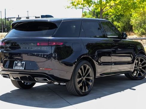 New 2026 Land Rover Range Rover Sport Dynamic SE AWD/4WD image 10