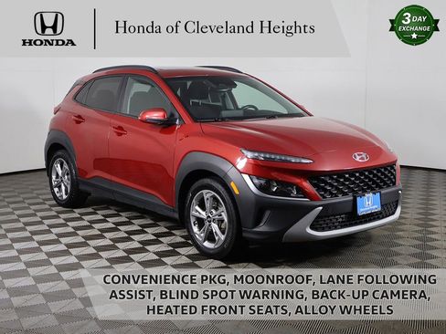 Used 2022 Hyundai Kona SEL w/ Convenience Package image 1