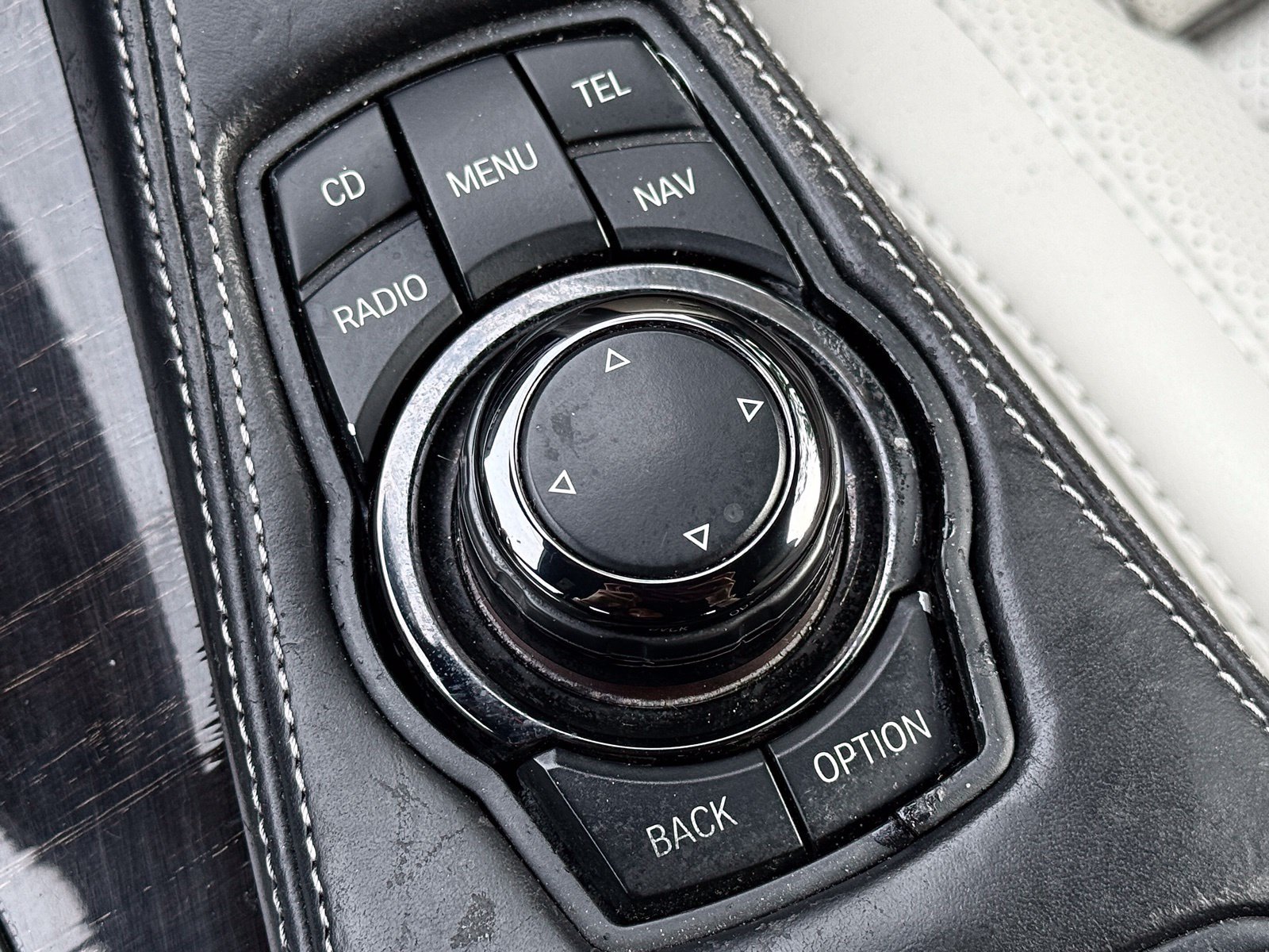 Used 2012 BMW 650i Convertible w/ Driver Assistance Pkg RWD image 30