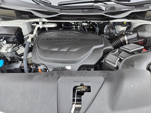 Used 2024 Honda Odyssey Touring image 35