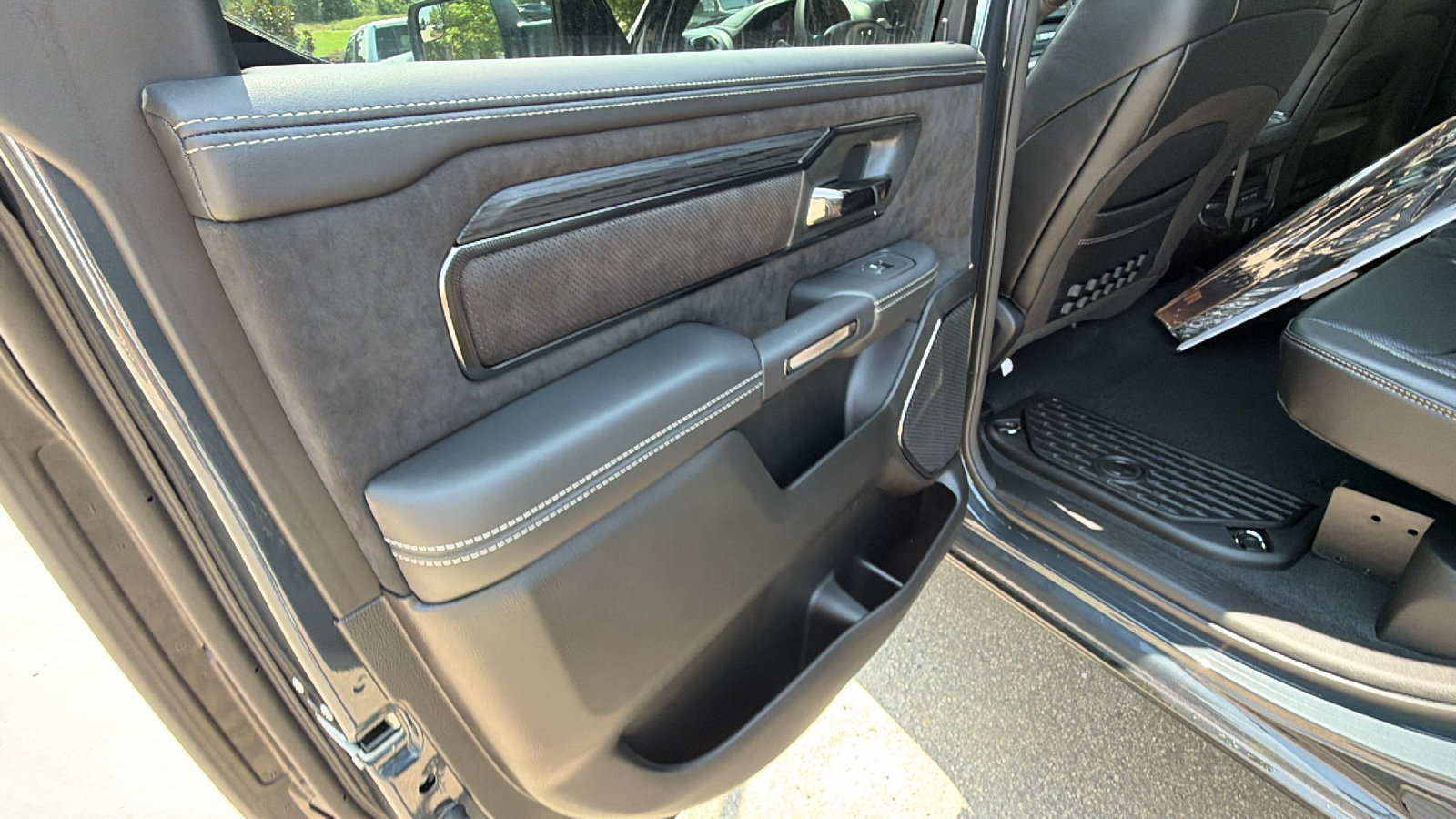 New 2026 RAM 1500 RHO AWD/4WD image 18