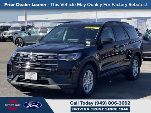Used 2026 Ford Explorer Active image 3