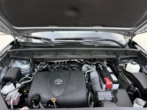 Used 2022 Toyota Highlander Platinum AWD/4WD image 58