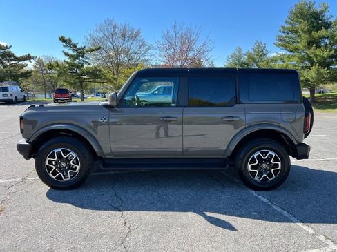 Used 2025 Ford Bronco Outer Banks AWD/4WD image 6