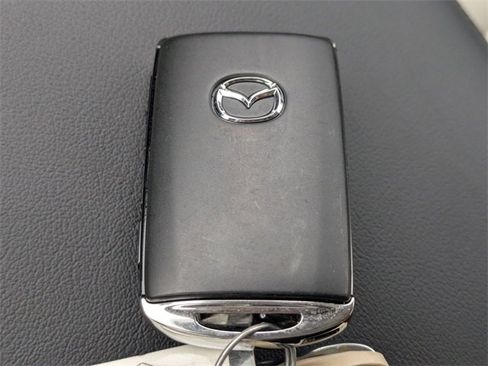 Certified 2025 MAZDA MAZDA3 2.5 Turbo Sedan w/Premium Plus image 25