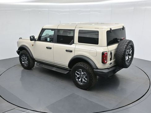 New 2025 Ford Bronco Badlands image 41