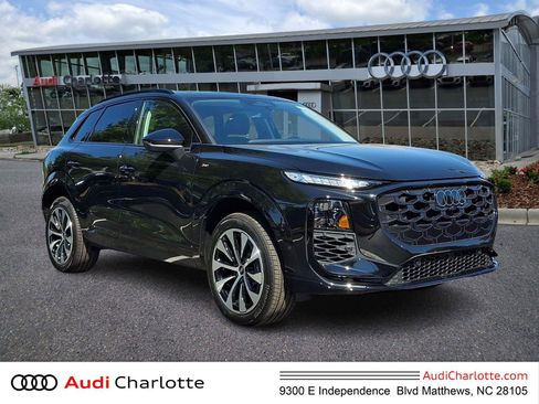 Used 2026 Audi Q3 quattro 2.0T AWD/4WD image 1