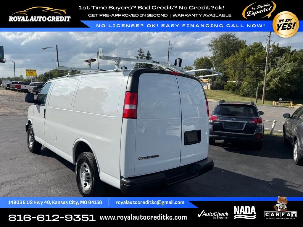 Used 2020 Chevrolet Express 2500 w/ Safety Package RWD image 6