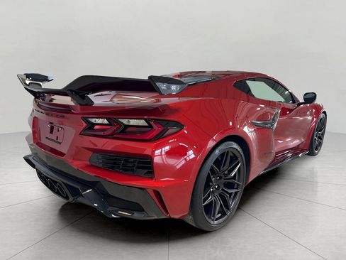 Used 2024 Chevrolet Corvette Z06 w/ Z07 Performance Package image 7