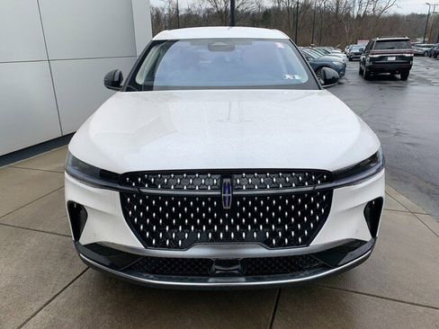 New 2026 Lincoln Nautilus Premier image 16