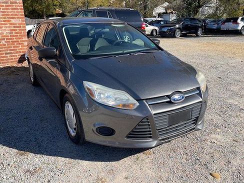 Used 2014 Ford Focus S image 1
