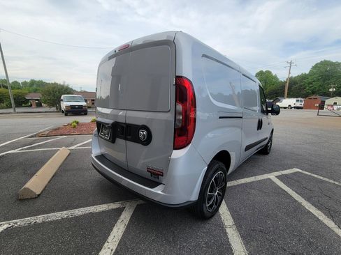 Used 2020 RAM ProMaster City Tradesman SLT FWD image 12