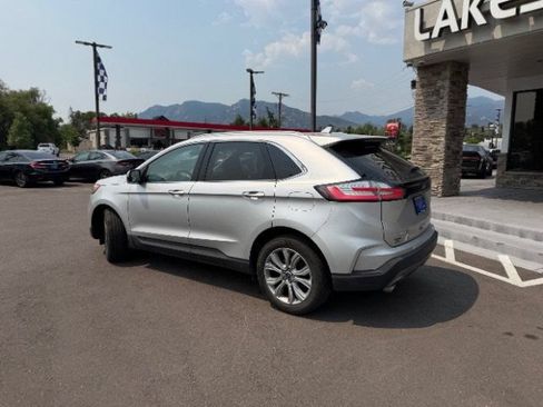 Used 2019 Ford Edge Titanium AWD/4WD image 6