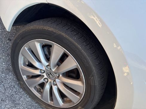 Used 2012 Honda Accord EX-L image 11