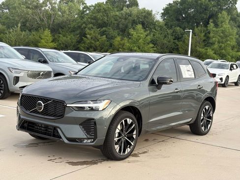 New 2026 Volvo XC60 B5 Plus w/ Protection Package Premier image 2