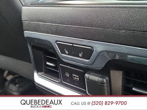 Used 2022 GMC Sierra 2500 AT4 w/ AT4 Premium Plus Package AWD/4WD image 29