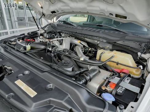 Used 2020 Ford F250 XL w/ Power Equipment Group image 27