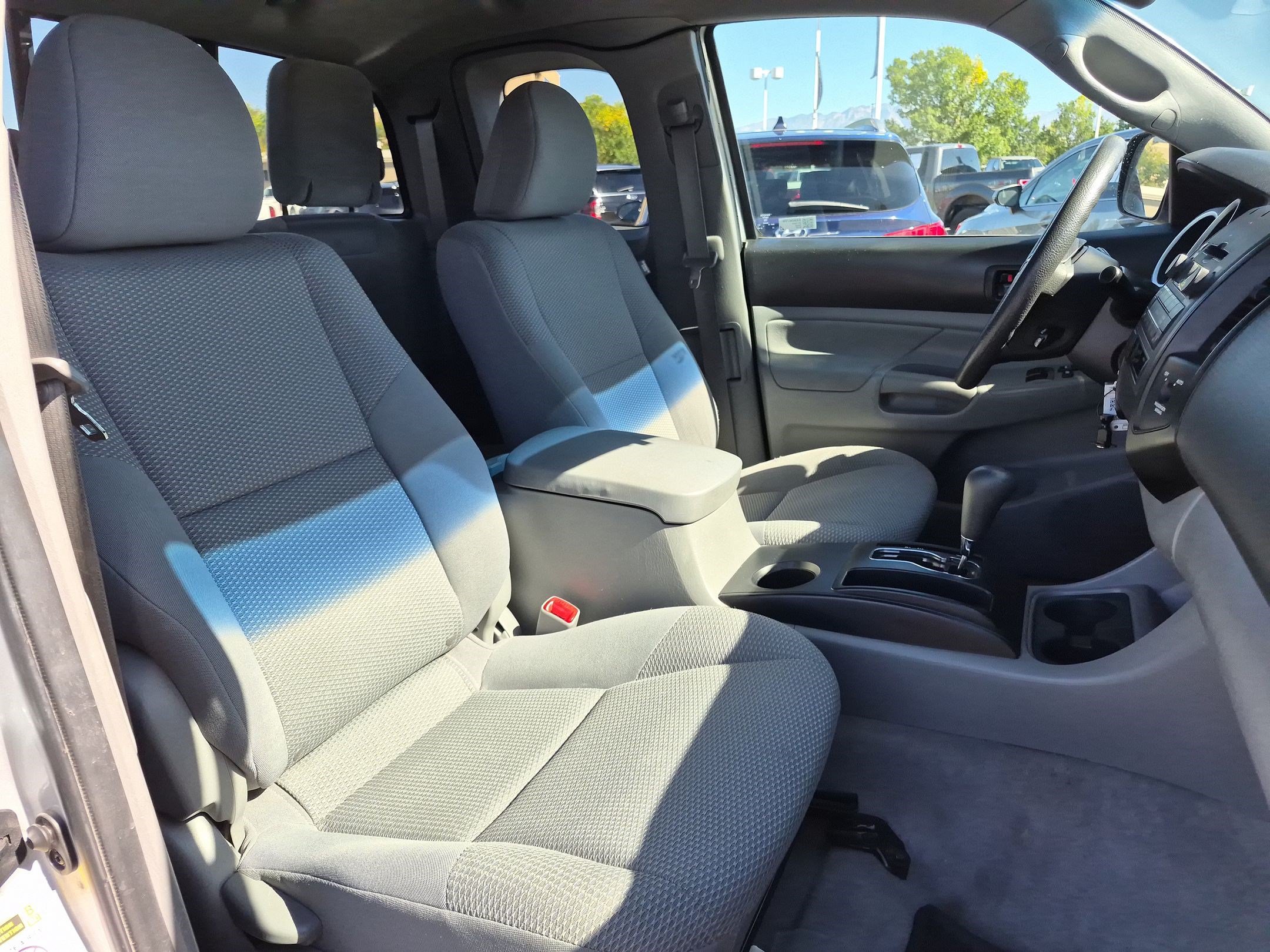 Used 2011 Toyota Tacoma 4x4 Access Cab w/ Convenience Pkg image 34