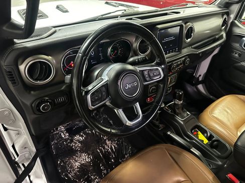 Used 2021 Jeep Wrangler Unlimited Rubicon AWD/4WD image 6