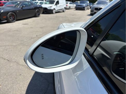 Used 2021 Porsche Cayenne GTS w/ Premium Package image 21