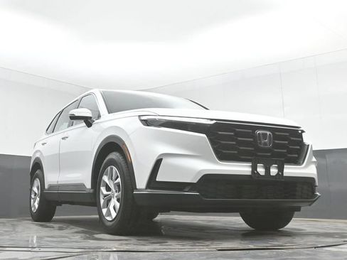 Used 2023 Honda CR-V LX image 40
