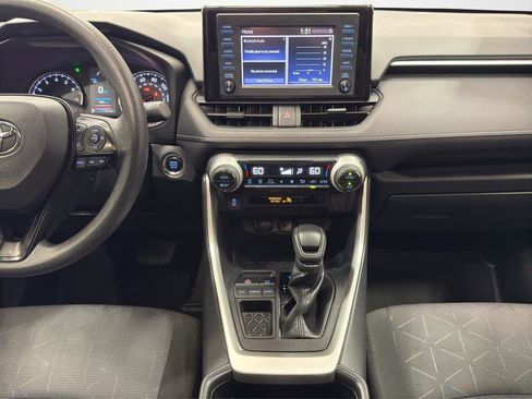 Used 2019 Toyota RAV4 XLE image 17