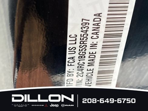 Used 2025 Chrysler Pacifica Select FWD image 30